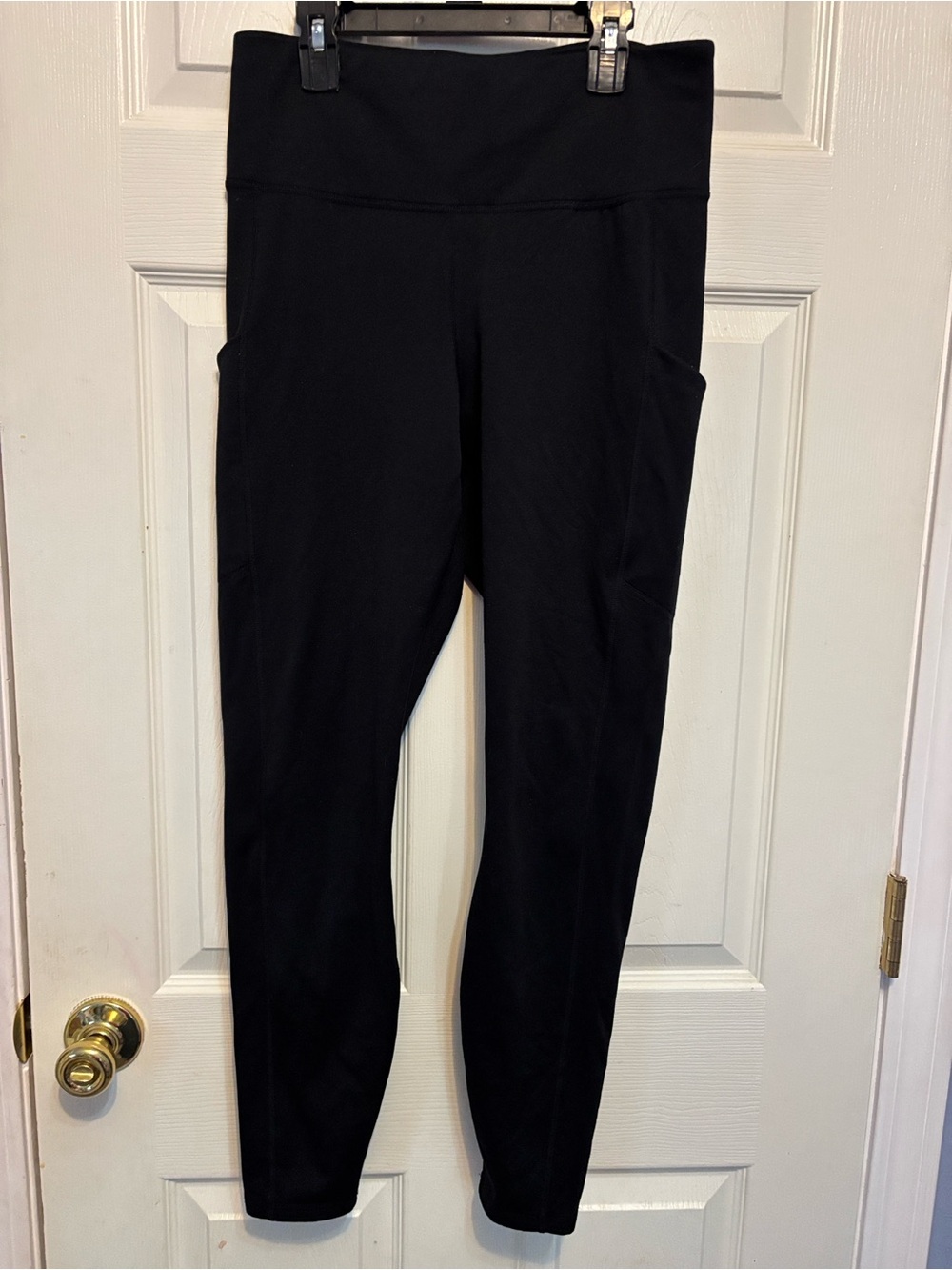 Fabletics Cold Weather High Waisted Pocket Leggings Women’s L